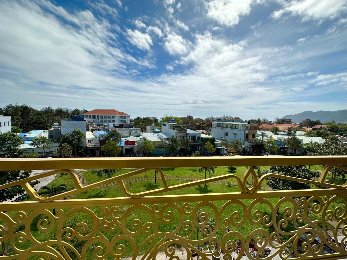 Ngoc Anh Hotel Chi Khu Co Ong Buitenkant foto