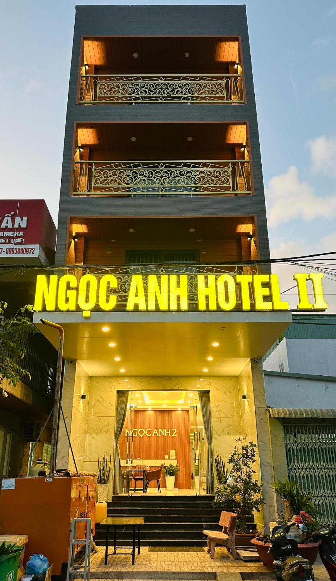 Ngoc Anh Hotel Chi Khu Co Ong Buitenkant foto
