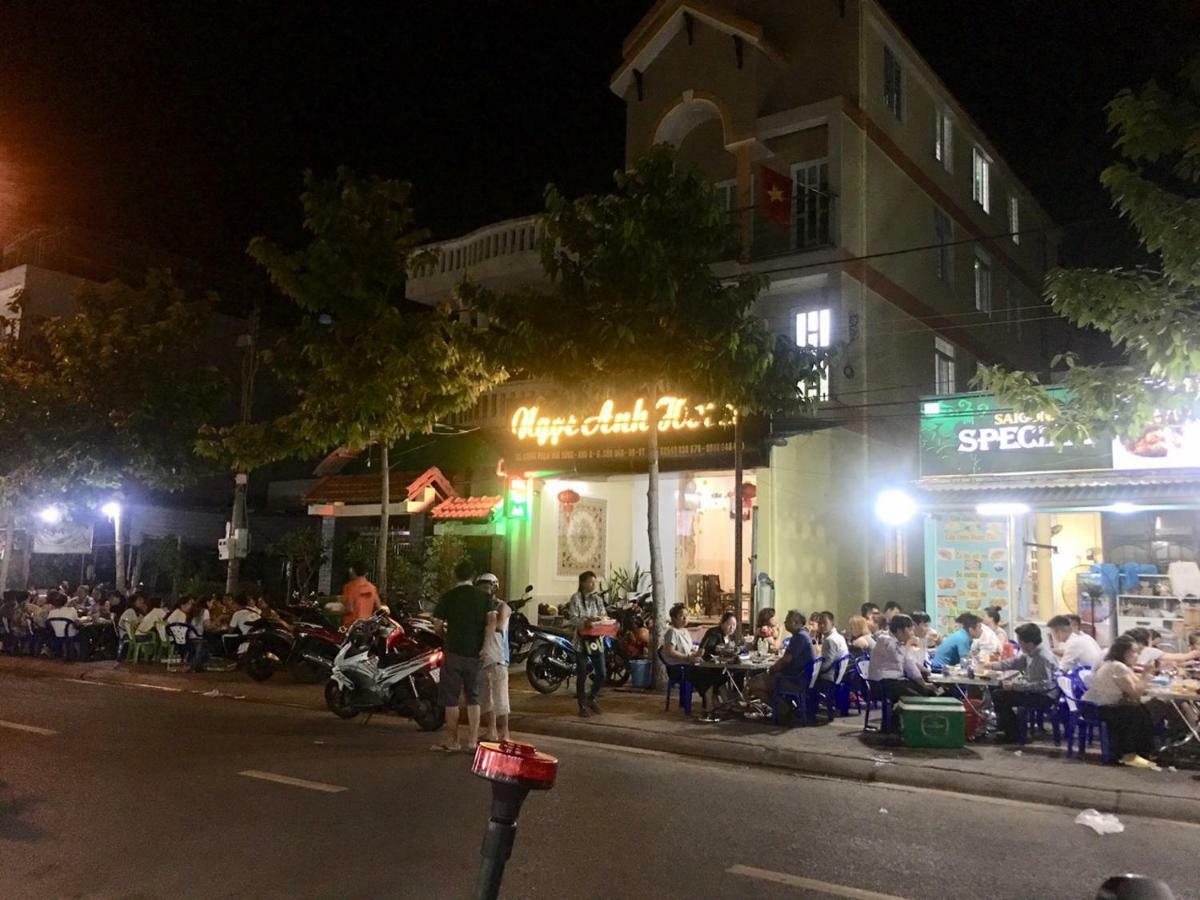 Ngoc Anh Hotel Chi Khu Co Ong Buitenkant foto